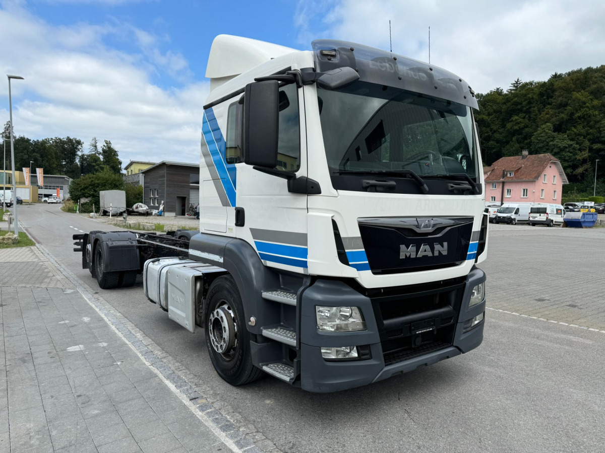 MAN TGS 26.440 6x2 Chassis - Châssis cabine: photos 3 MAN TGS 26.440 6x2 Chassis - Châssis cabine: photos 3