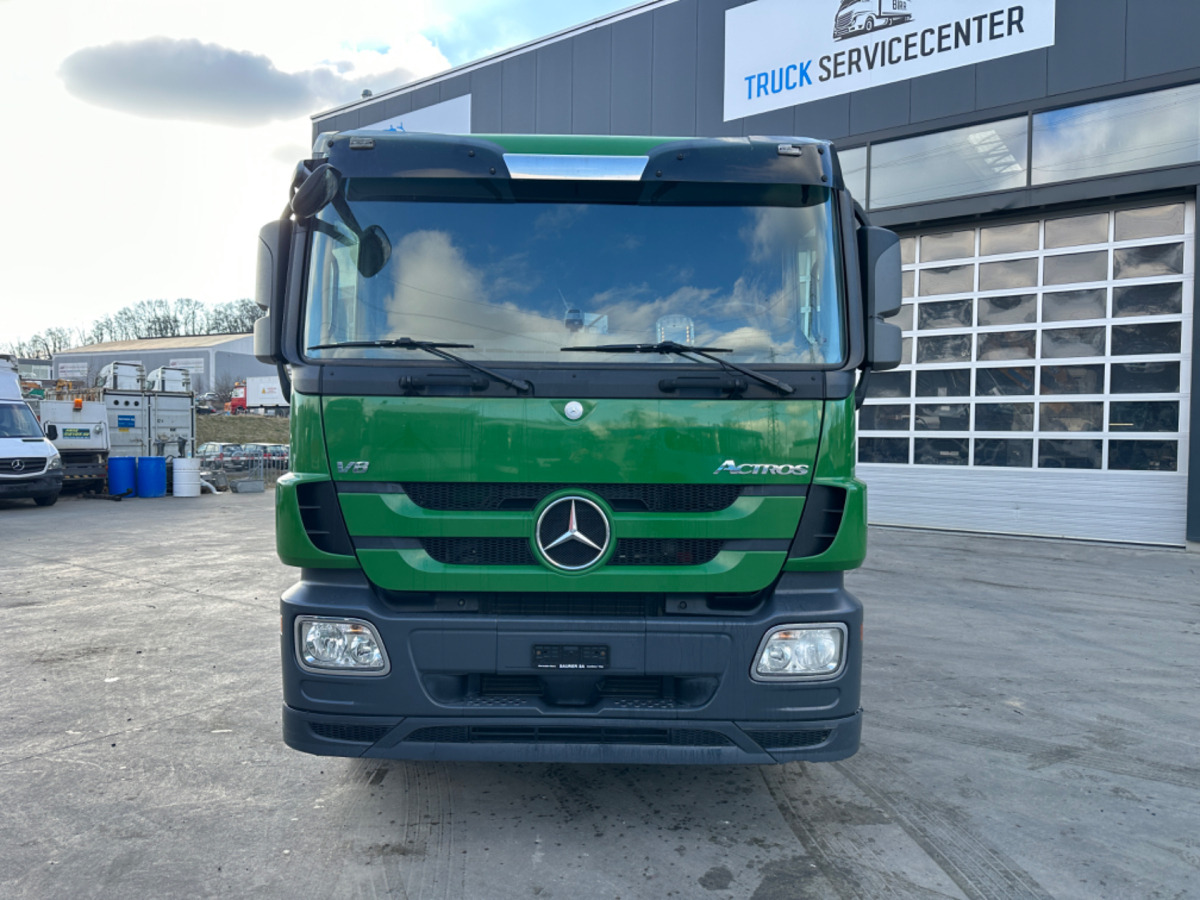 MERCEDES 2551 V8 6x2 Fassi 185-5 Bj.2020 - Camion benne, Camion grue: photos 2 MERCEDES 2551 V8 6x2 Fassi 185-5 Bj.2020 - Camion benne, Camion grue: photos 2