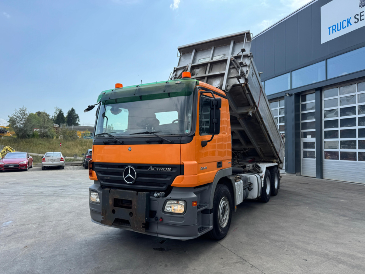 MERCEDES Actros 2641 6x4 Moser 3S Winterdienst - Camion benne: photos 2 MERCEDES Actros 2641 6x4 Moser 3S Winterdienst - Camion benne: photos 2