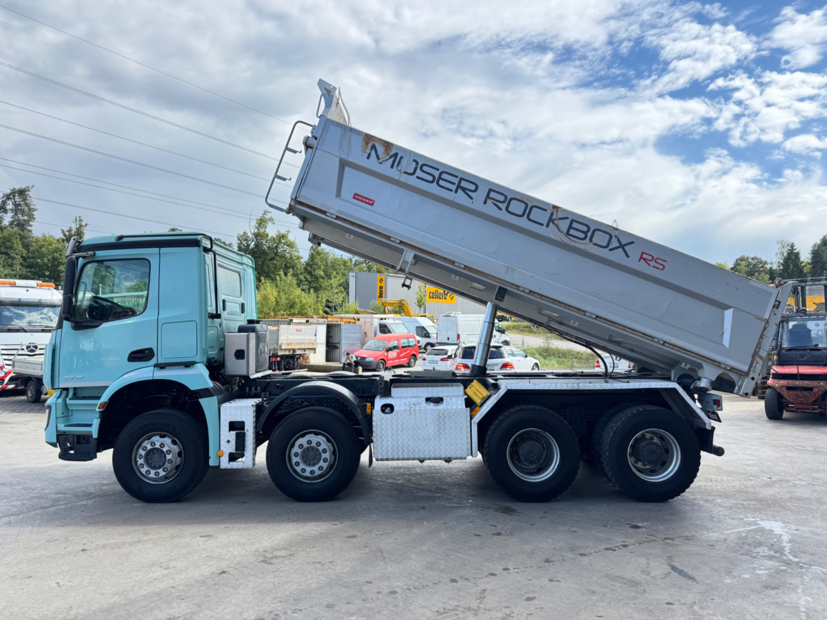 MERCEDES BENZ AROCS 3246 - Camion benne: photos 2 MERCEDES BENZ AROCS 3246 - Camion benne: photos 2