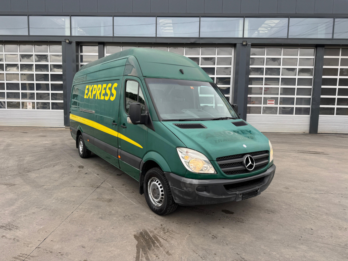 MERCEDES Sprinter 316CDI - Fourgon utilitaire: photos 2 MERCEDES Sprinter 316CDI - Fourgon utilitaire: photos 2