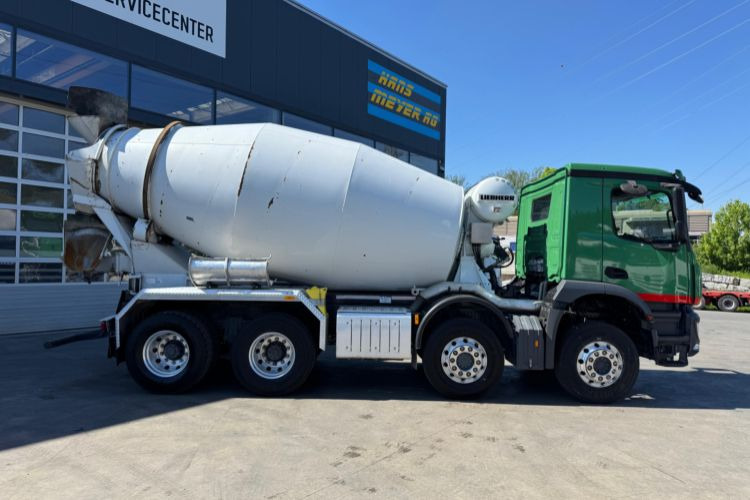 Mercedes-Benz Arocs 3243 8x4 Liebherr 9cbm - Camion malaxeur: photos 4 Mercedes-Benz Arocs 3243 8x4 Liebherr 9cbm - Camion malaxeur: photos 4