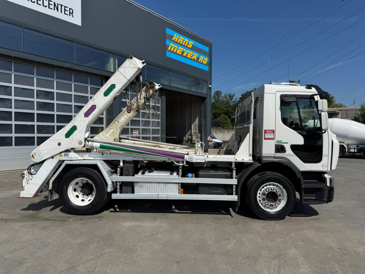RENAULT D18.320 UT Gigant 18T - Camion multibenne: photos 4 RENAULT D18.320 UT Gigant 18T - Camion multibenne: photos 4
