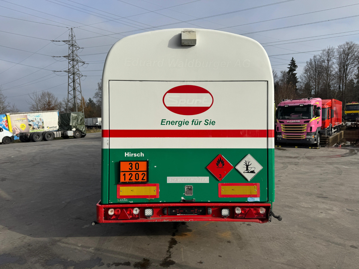 SCHWARZMÜLLER Tank 32'770L 3 Kammern - Semi-remorque citerne: photos 5 SCHWARZMÜLLER Tank 32'770L 3 Kammern - Semi-remorque citerne: photos 5