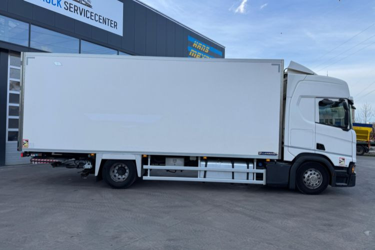 Scania R450 4x2 Isotherm - Camion isothermique: photos 4 Scania R450 4x2 Isotherm - Camion isothermique: photos 4