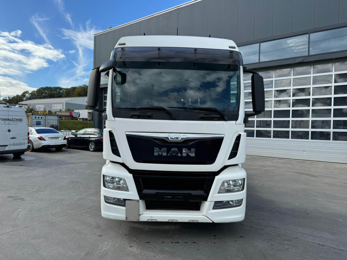 MAN TGS 18.440 4x2 ADR - Tracteur routier: photos 2 MAN TGS 18.440 4x2 ADR - Tracteur routier: photos 2