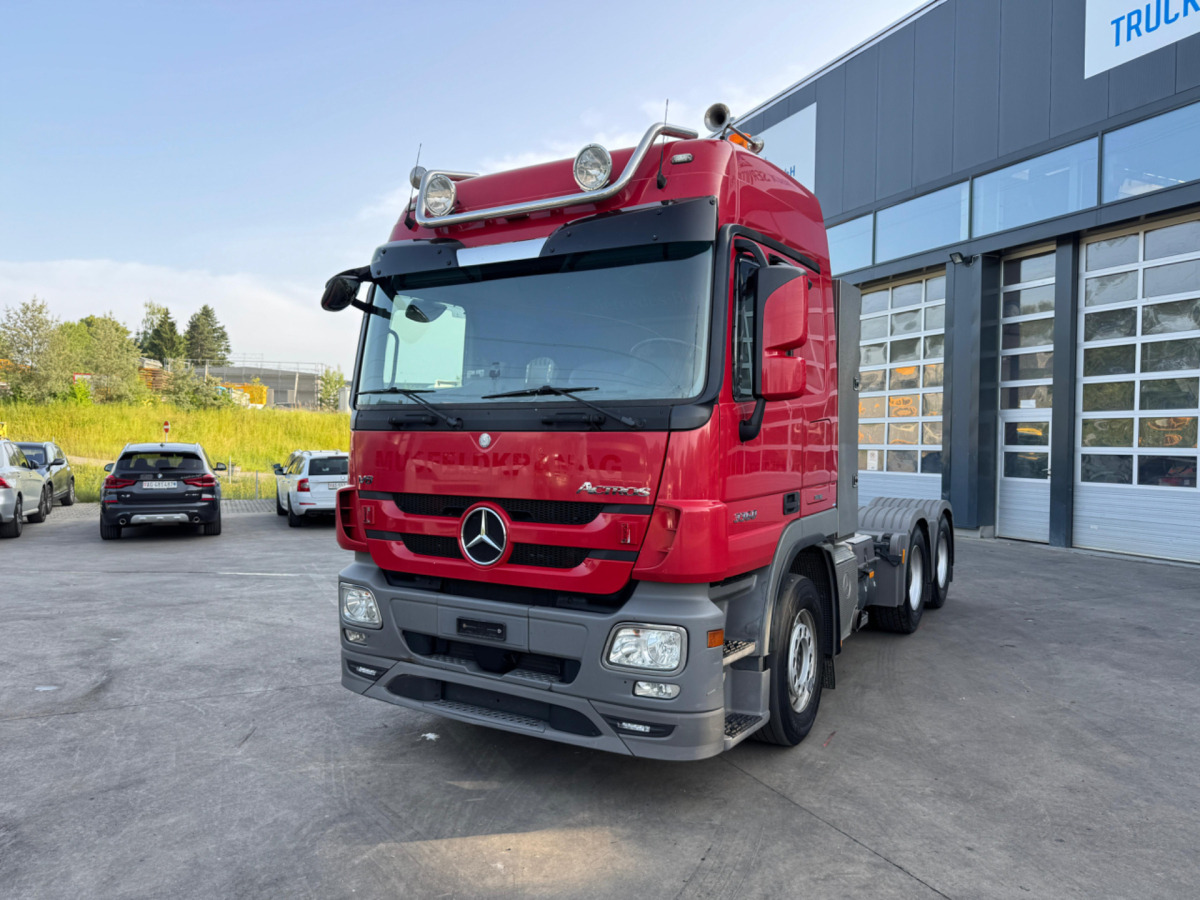 MERCEDES Actros 3360 V8 6x4 - Tracteur routier: photos 1 MERCEDES Actros 3360 V8 6x4 - Tracteur routier: photos 1