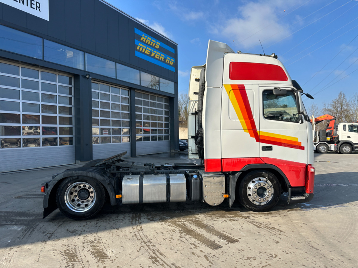 VOLVO FH-420 4x2 Lowdeck - Tracteur routier: photos 5 VOLVO FH-420 4x2 Lowdeck - Tracteur routier: photos 5