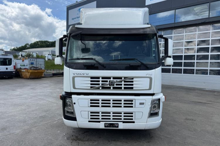 Volvo FM-390 4x2 - Tracteur routier: photos 2 Volvo FM-390 4x2 - Tracteur routier: photos 2