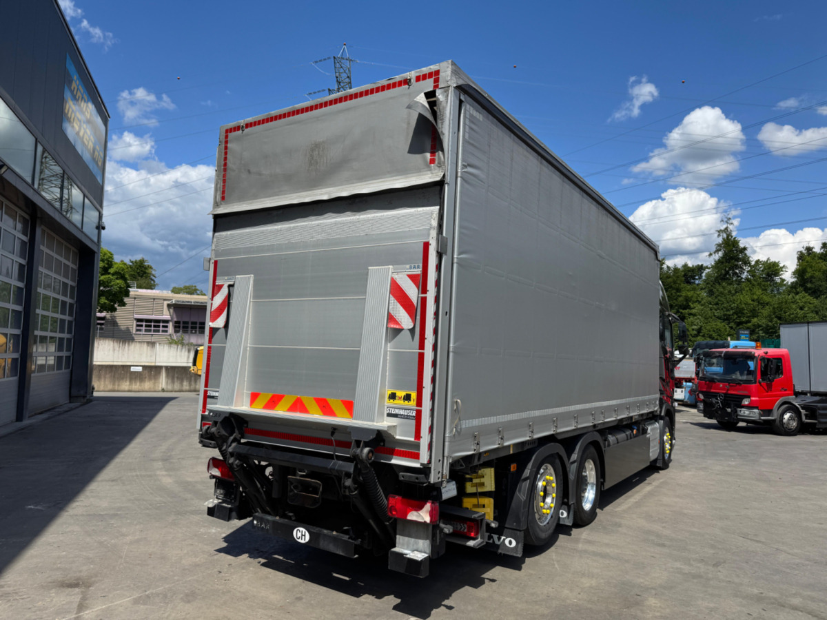 VOLVO FH-540 6x2 - Camion à rideaux coulissants: photos 5 VOLVO FH-540 6x2 - Camion à rideaux coulissants: photos 5