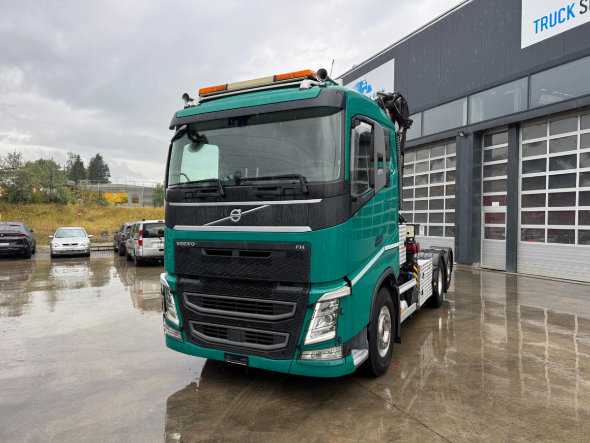 VOLVO FH-540 6x2 Tajfun L300Z - Camion grumier, Camion grue: photos 1 VOLVO FH-540 6x2 Tajfun L300Z - Camion grumier, Camion grue: photos 1