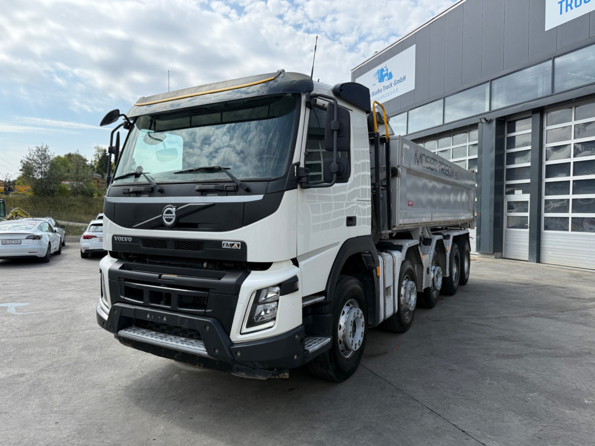 VOLVO FMX-540 10x4 3S Moser - Camion benne: photos 2 VOLVO FMX-540 10x4 3S Moser - Camion benne: photos 2
