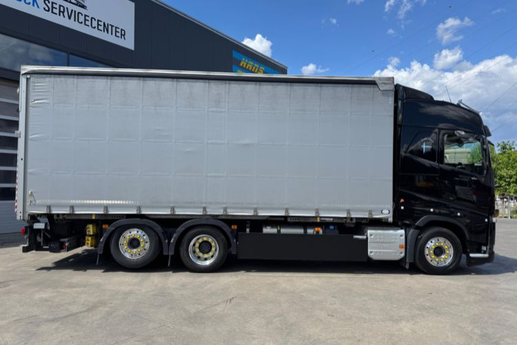 Volvo FH-540 6x2 - Camion à rideaux coulissants: photos 4 Volvo FH-540 6x2 - Camion à rideaux coulissants: photos 4