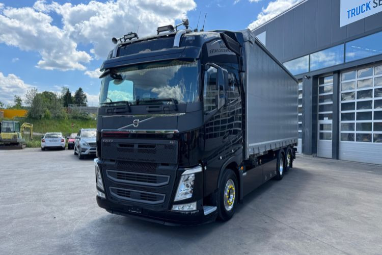 Volvo FH-540 6x2 - Camion à rideaux coulissants: photos 1 Volvo FH-540 6x2 - Camion à rideaux coulissants: photos 1