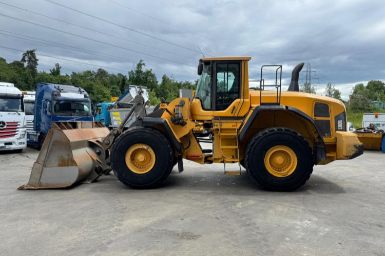 Volvo L180G - Chargeuse sur pneus: photos 1 Volvo L180G - Chargeuse sur pneus: photos 1