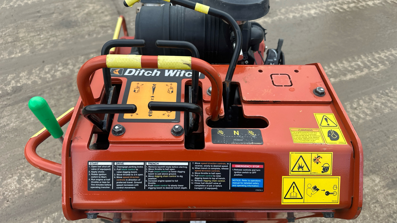 DITCH WITCH C24X - Autre matériel: photos 5 DITCH WITCH C24X - Autre matériel: photos 5