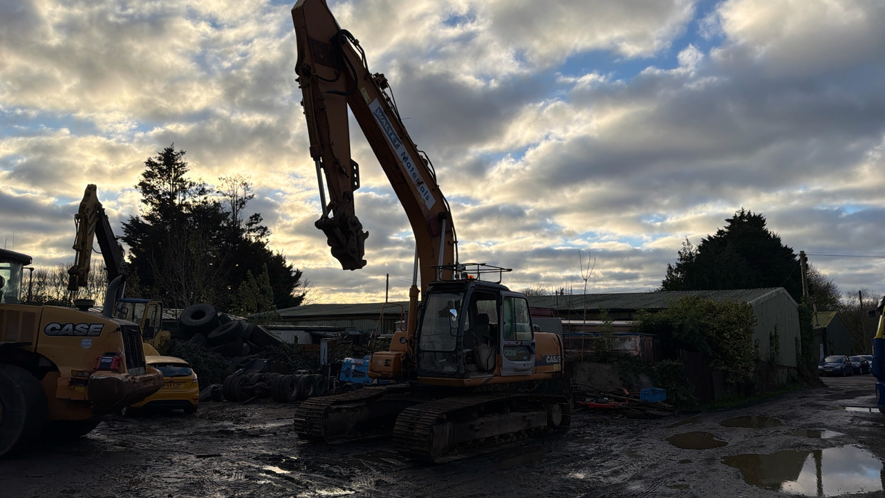 CASE CX210 - Pelle sur chenille: photos 1 CASE CX210 - Pelle sur chenille: photos 1