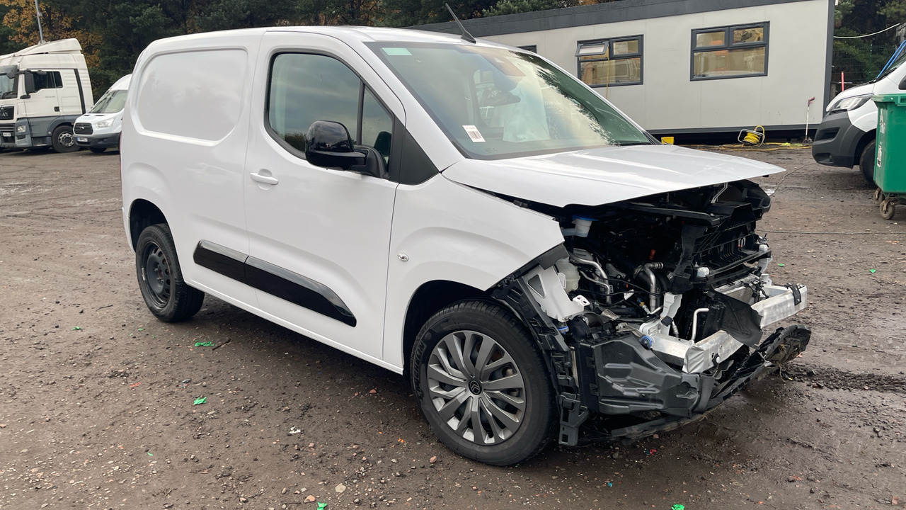 CITROEN BERLINGO 1.5 BLUEHDI100PS - Fourgonnette: photos 1 CITROEN BERLINGO 1.5 BLUEHDI100PS - Fourgonnette: photos 1