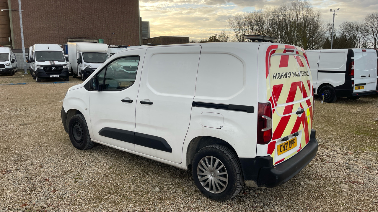 CITROEN BERLINGO 650 1.5 BLUEHDI 75PS - Fourgonnette: photos 3 CITROEN BERLINGO 650 1.5 BLUEHDI 75PS - Fourgonnette: photos 3