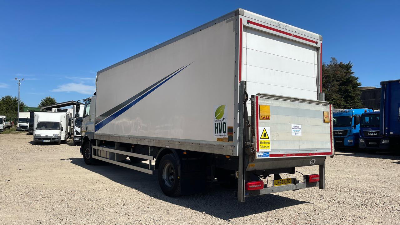 DAF CF 220 - Camion fourgon: photos 3 DAF CF 220 - Camion fourgon: photos 3
