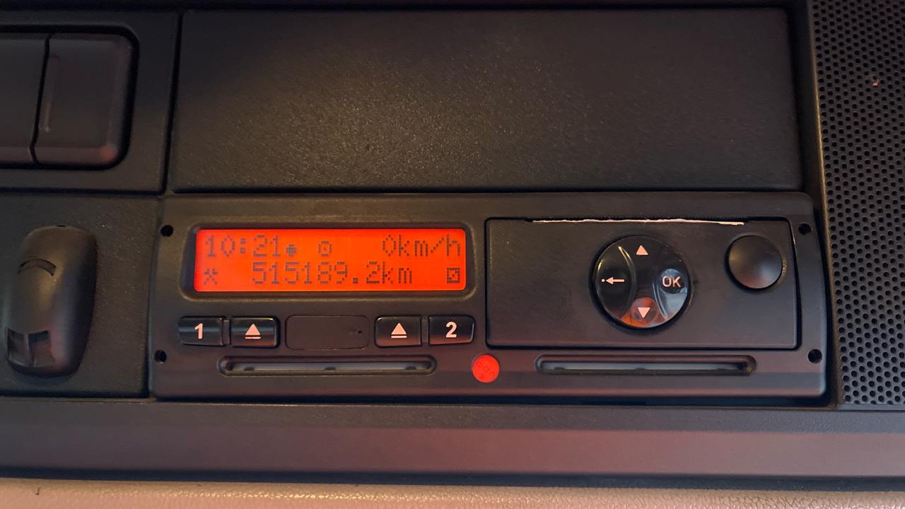 Camion plateau DAF CF 330: photos 9