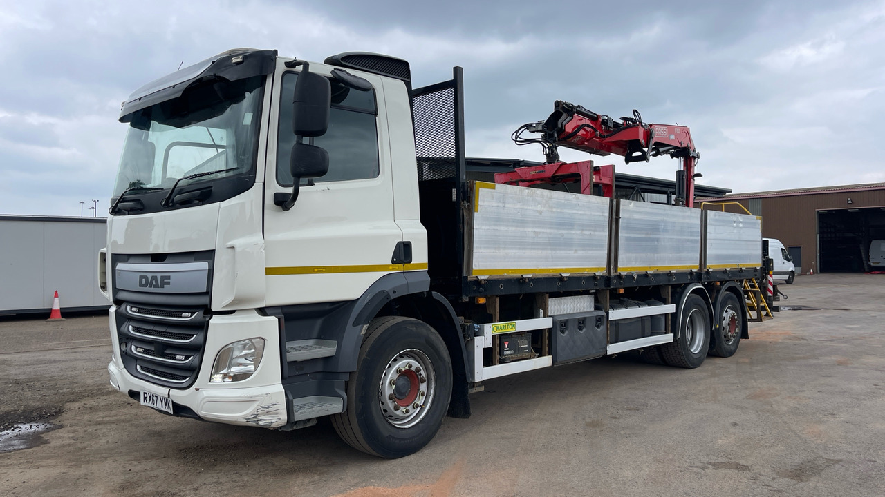 DAF CF 370 - Camion plateau, Camion grue: photos 2 DAF CF 370 - Camion plateau, Camion grue: photos 2