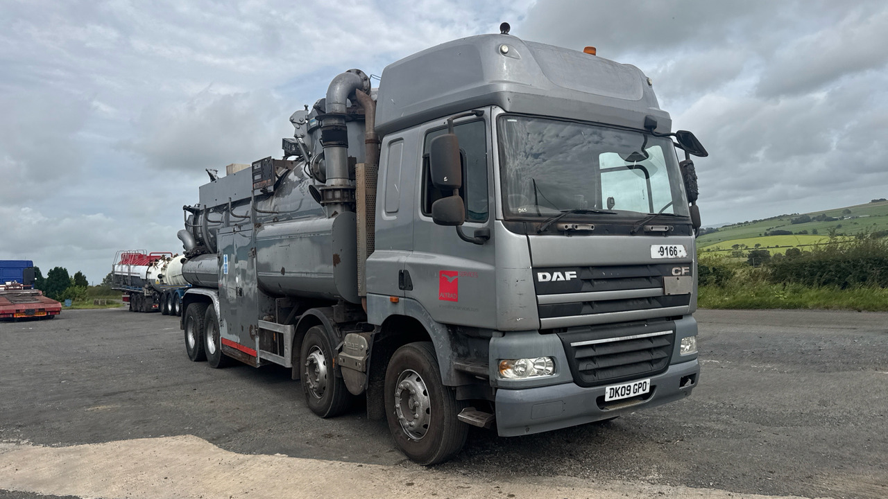 DAF CF 85.410 - Camion hydrocureur: photos 1 DAF CF 85.410 - Camion hydrocureur: photos 1