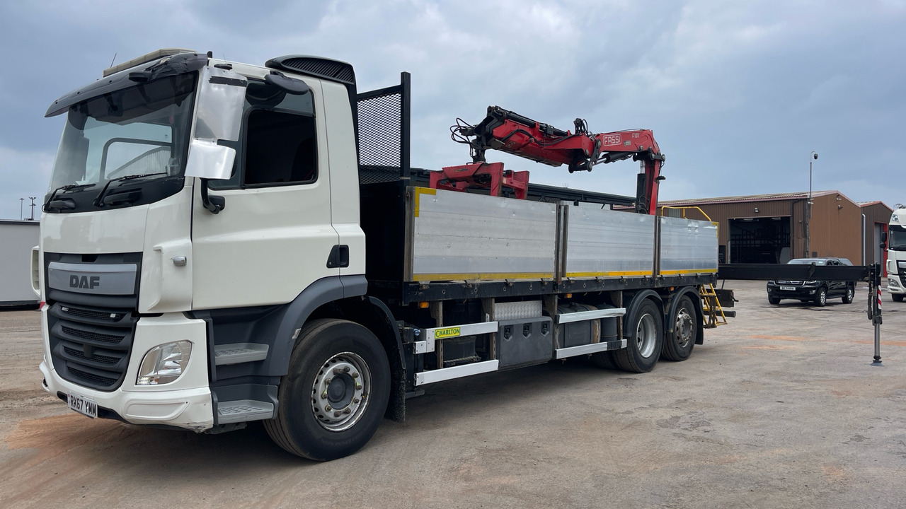 DAF CF - Camion plateau, Camion grue: photos 2 DAF CF - Camion plateau, Camion grue: photos 2