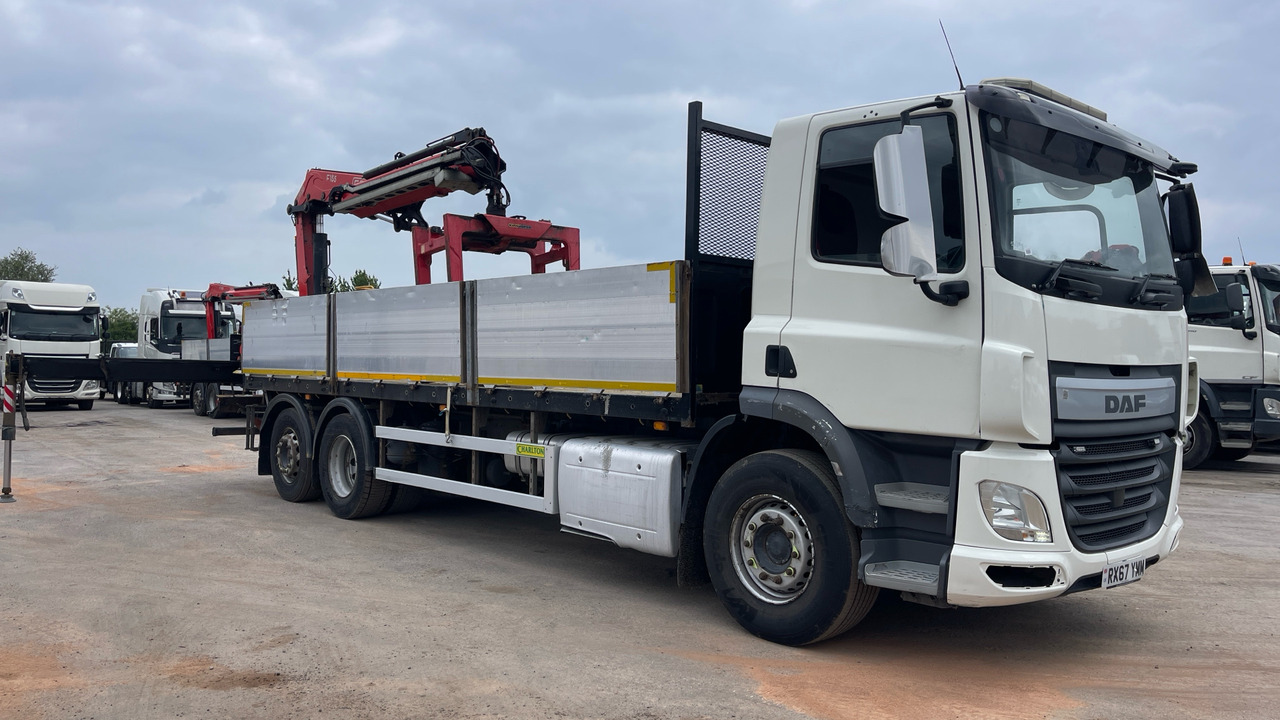 DAF CF - Camion plateau, Camion grue: photos 1 DAF CF - Camion plateau, Camion grue: photos 1