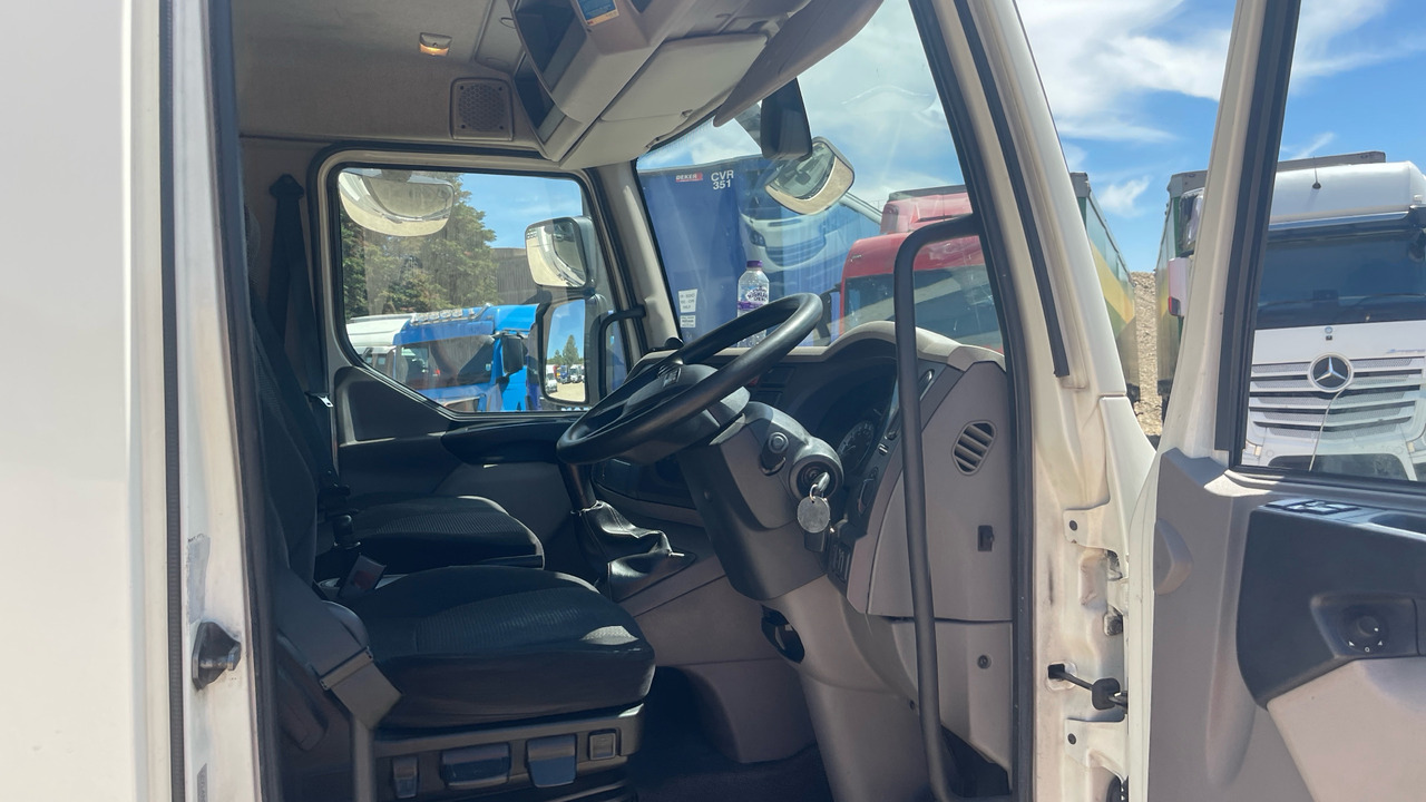 DAF LF 150 - Camion fourgon: photos 5 DAF LF 150 - Camion fourgon: photos 5