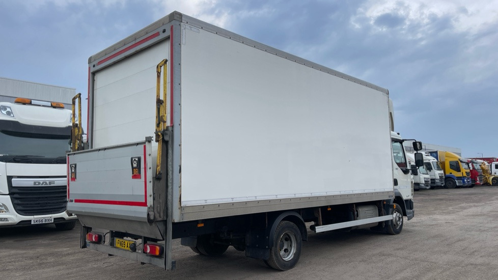 DAF LF 180 EURO 6 7.5 TONNE - Camion fourgon: photos 4 DAF LF 180 EURO 6 7.5 TONNE - Camion fourgon: photos 4