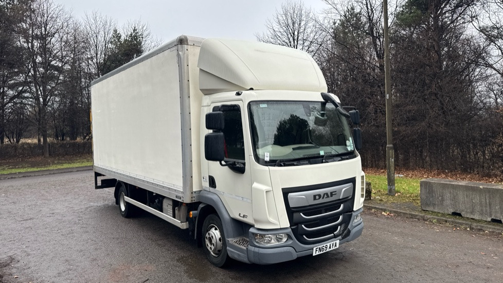 DAF LF 180 - Camion fourgon: photos 1 DAF LF 180 - Camion fourgon: photos 1