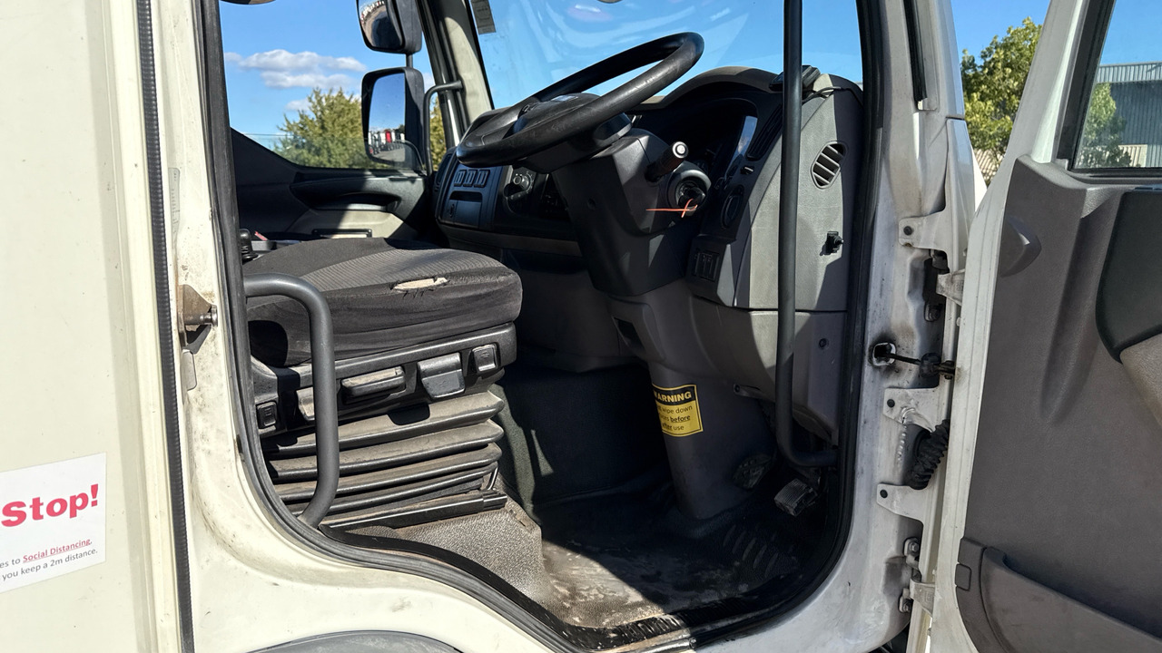 DAF LF 260 - Utilitaire double cabine: photos 5 DAF LF 260 - Utilitaire double cabine: photos 5