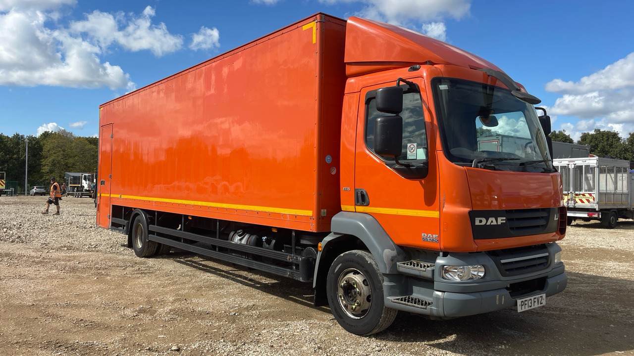 DAF LF 55.180 - Camion fourgon: photos 1 DAF LF 55.180 - Camion fourgon: photos 1