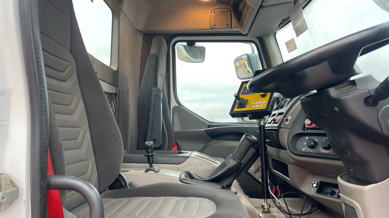 DAF LF 55.220 - Engin de déneigement: photos 5 DAF LF 55.220 - Engin de déneigement: photos 5