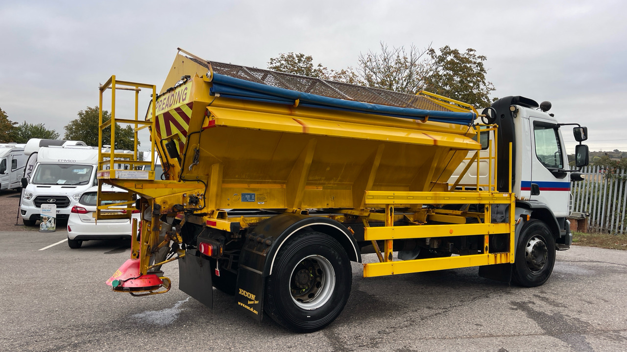 DAF LF 55.220 - Engin de déneigement: photos 4 DAF LF 55.220 - Engin de déneigement: photos 4