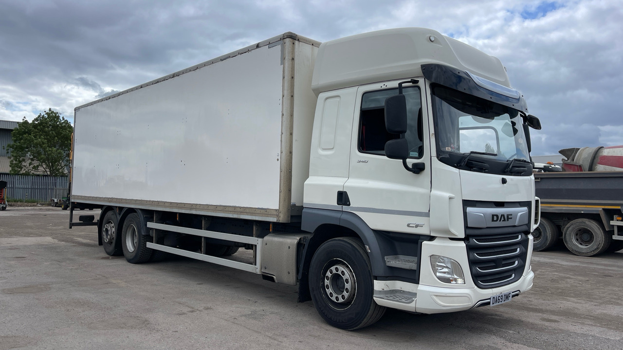 Daf CF 340 - Camion fourgon: photos 1 Daf CF 340 - Camion fourgon: photos 1
