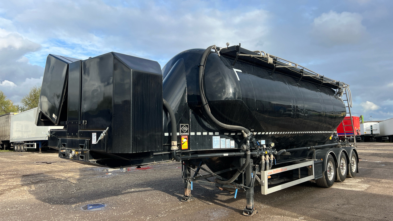 FELDBINDER POWDER TANKER - Semi-remorque citerne: photos 3 FELDBINDER POWDER TANKER - Semi-remorque citerne: photos 3