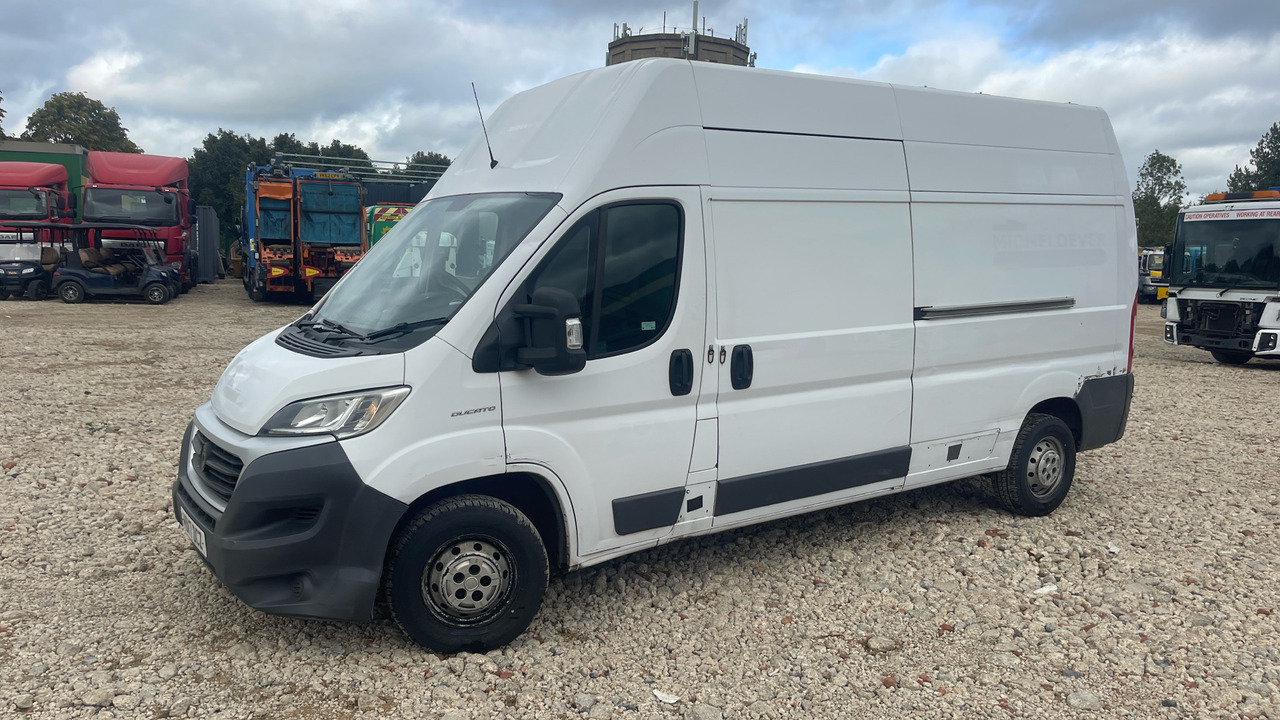 FIAT DUCATO 35 2.3 MULTIJET 130PS - Fourgon utilitaire: photos 2 FIAT DUCATO 35 2.3 MULTIJET 130PS - Fourgon utilitaire: photos 2