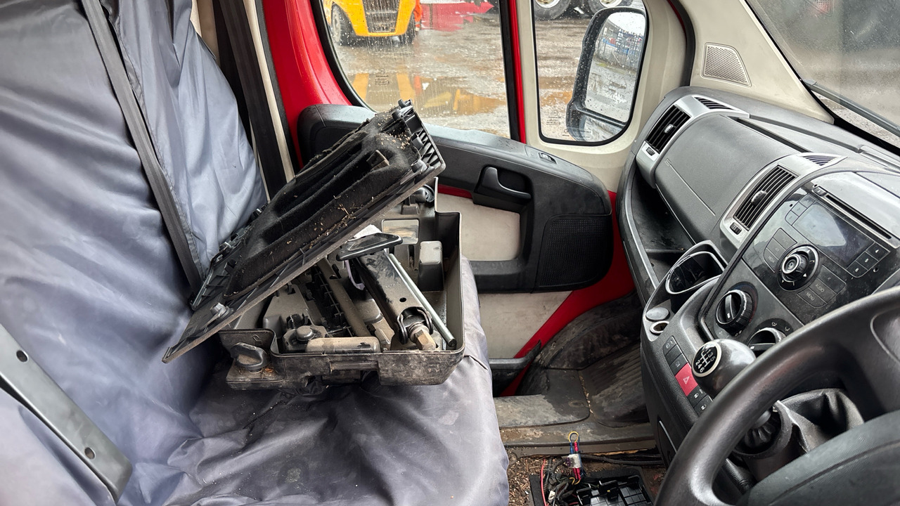 Fourgon utilitaire FIAT DUCATO 35 2.3 Multijet 130PS: photos 9 Fourgon utilitaire FIAT DUCATO 35 2.3 Multijet 130PS: photos 9