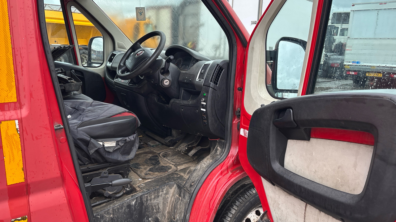 Fourgon utilitaire FIAT DUCATO 35 2.3 Multijet 130PS: photos 6 Fourgon utilitaire FIAT DUCATO 35 2.3 Multijet 130PS: photos 6