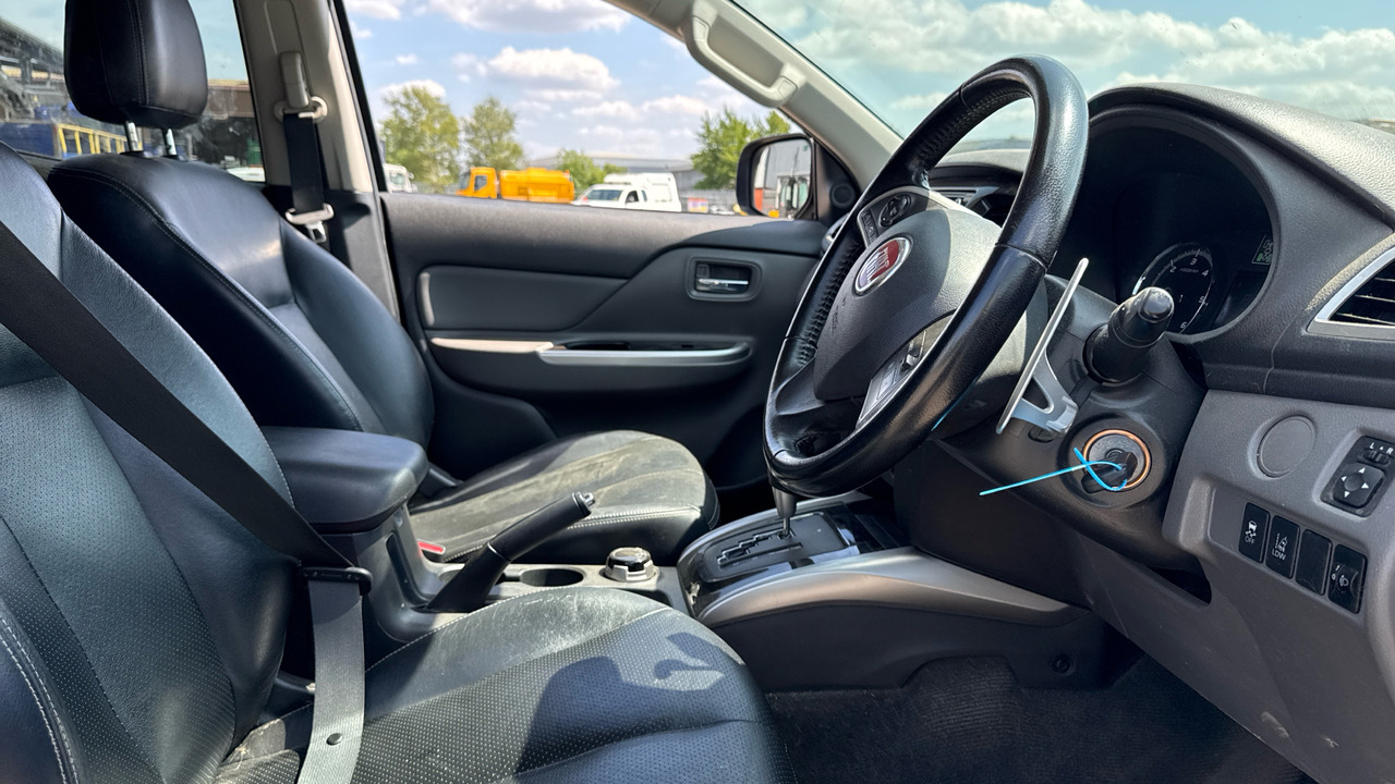 FIAT FULLBACK 2.4 CROSS - Pick-up, Utilitaire double cabine: photos 5 FIAT FULLBACK 2.4 CROSS - Pick-up, Utilitaire double cabine: photos 5