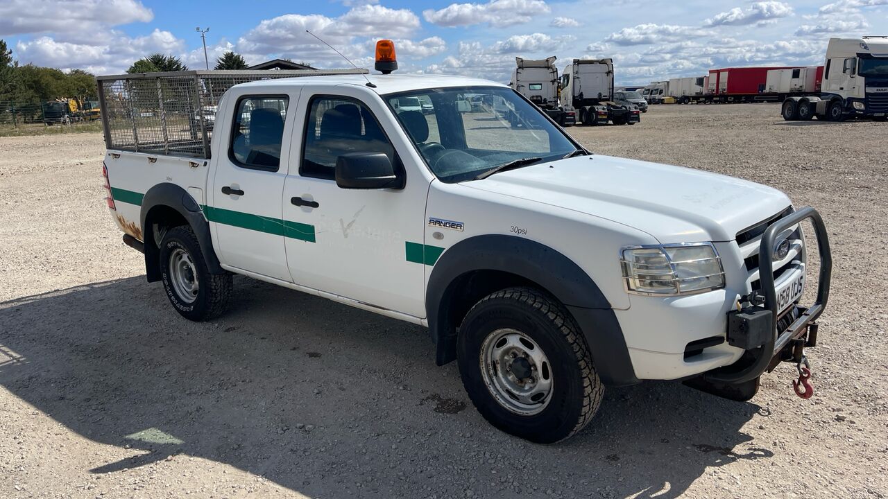 FORD RANGER 2.5 - Pick-up, Utilitaire double cabine: photos 1 FORD RANGER 2.5 - Pick-up, Utilitaire double cabine: photos 1