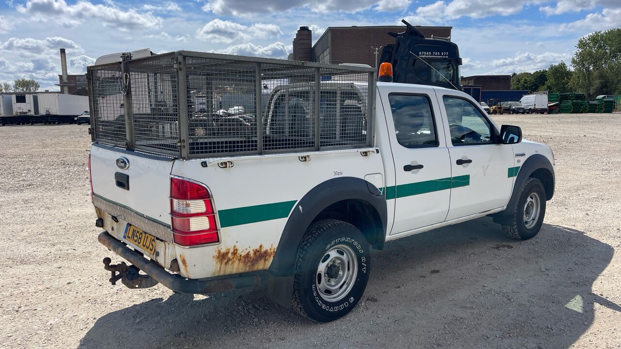 FORD RANGER 2.5 - Pick-up, Utilitaire double cabine: photos 4 FORD RANGER 2.5 - Pick-up, Utilitaire double cabine: photos 4