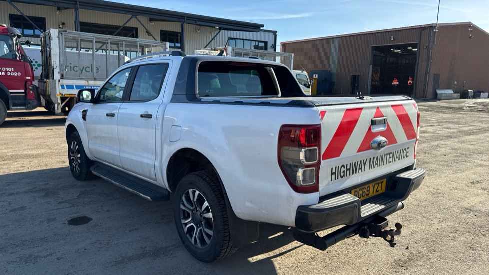 FORD RANGER WILDTRAK 2.0 ECOBLUE - Pick-up, Utilitaire double cabine: photos 3 FORD RANGER WILDTRAK 2.0 ECOBLUE - Pick-up, Utilitaire double cabine: photos 3
