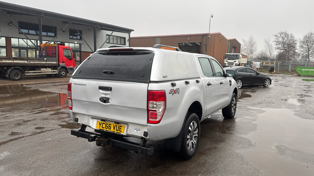 FORD RANGER XL 2.2 TDCi - Pick-up, Utilitaire double cabine: photos 4 FORD RANGER XL 2.2 TDCi - Pick-up, Utilitaire double cabine: photos 4