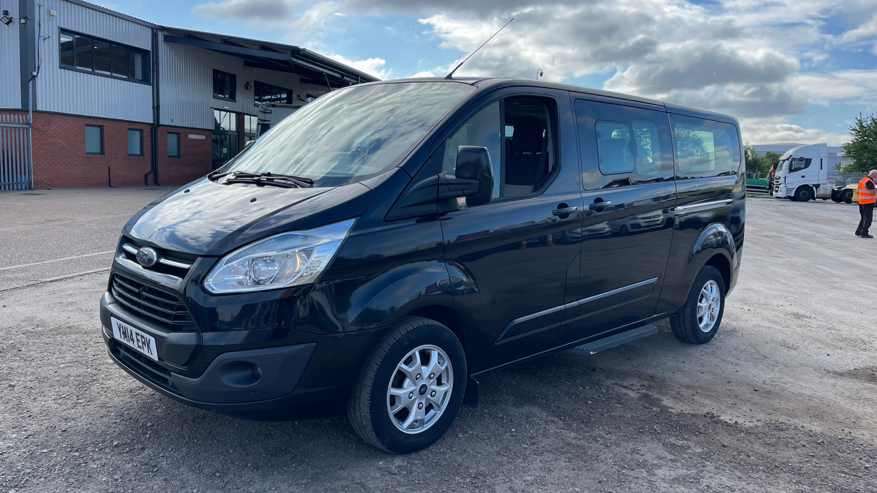 FORD TOURNEO CUSTOM 300 2.2 TDCi 125PS - Minibus, Transport de personnes: photos 2 FORD TOURNEO CUSTOM 300 2.2 TDCi 125PS - Minibus, Transport de personnes: photos 2