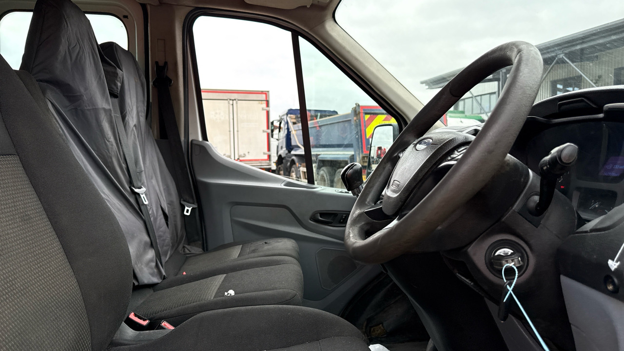FORD TRANSIT 350 2.2 TDCi 125ps - Véhicule utilitaire benne: photos 5 FORD TRANSIT 350 2.2 TDCi 125ps - Véhicule utilitaire benne: photos 5
