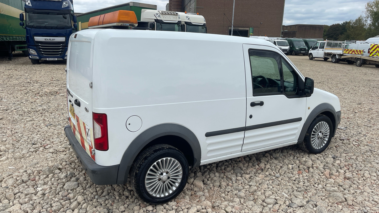 FORD TRANSIT CONNECT 220 1.8 TDCi 75ps - Fourgonnette: photos 4 FORD TRANSIT CONNECT 220 1.8 TDCi 75ps - Fourgonnette: photos 4