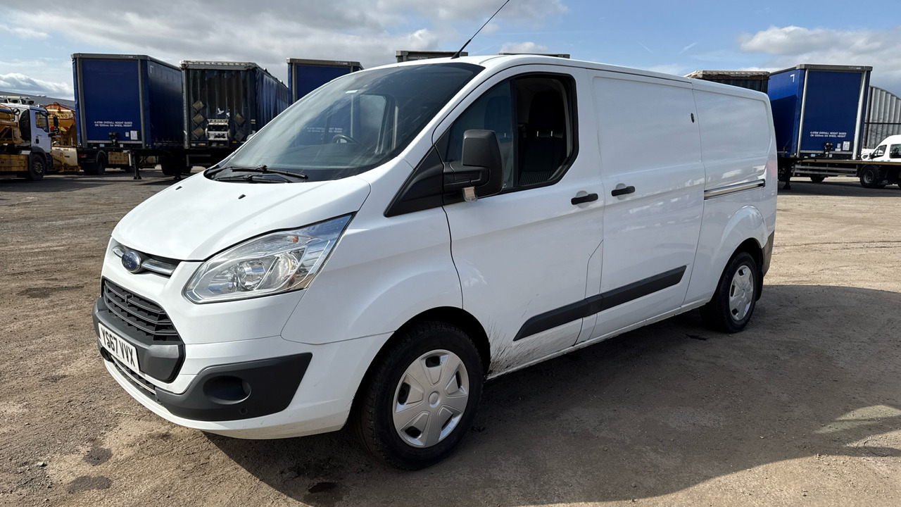 FORD TRANSIT CUSTOM 340 2.0 TDCi 130PS - Fourgonnette: photos 2 FORD TRANSIT CUSTOM 340 2.0 TDCi 130PS - Fourgonnette: photos 2